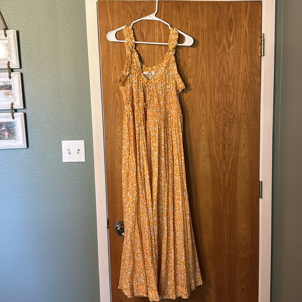 NWOT Doen Emmerretta Dress